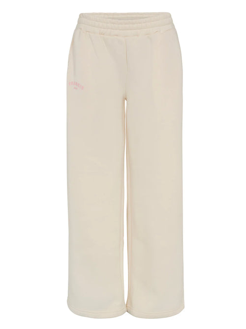 Viral Bianca Sweats