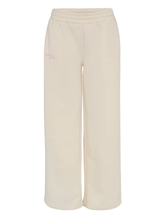 Viral Bianca Sweats